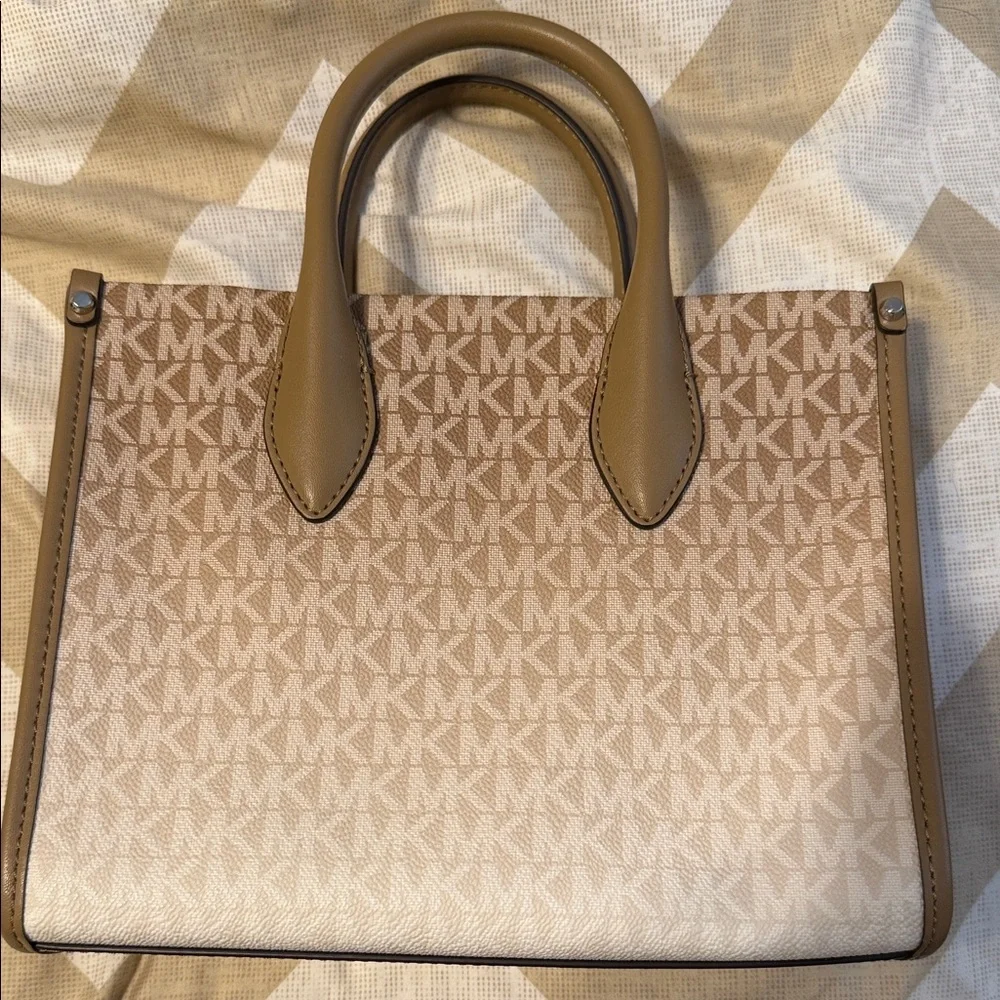 Michael Kors Beige and Cream Satchel - Picture 3 of 5